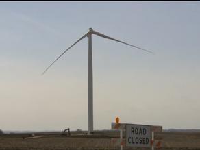 Wind turbine blade snaps off in Iowa